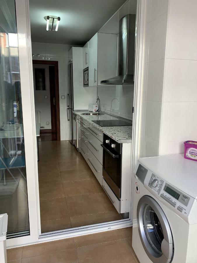 Apartamento En Bilbao Con Parking Gratis Eksteriør bilde